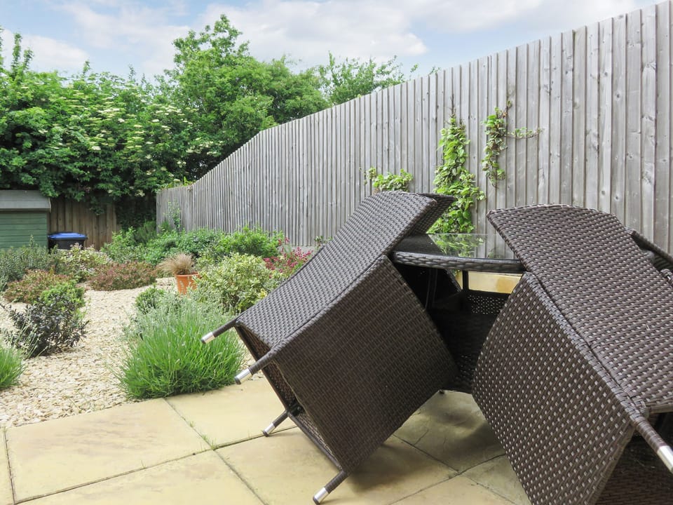 Outdoor area | Cosy Cotswolds Townhouse, Shipston-on-Stour