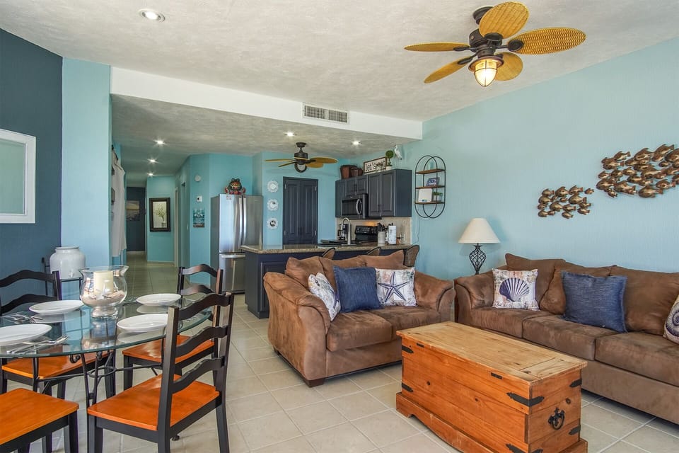 Comfortably furnished, the living room is spacious and tranquil.