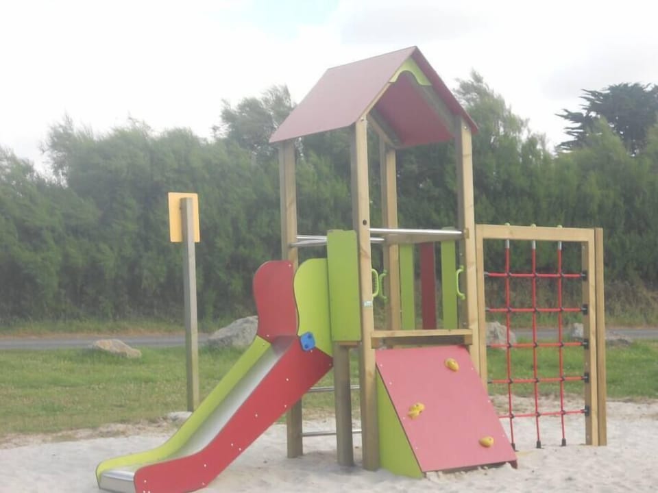 Aire de jeux à proximité de la Villa