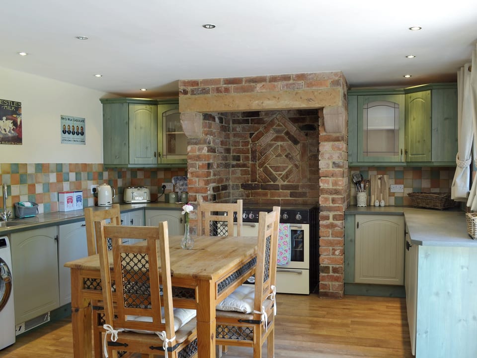 Characterful kitchen/dining room | The Old Stables, Over Haddon, near Bakewell