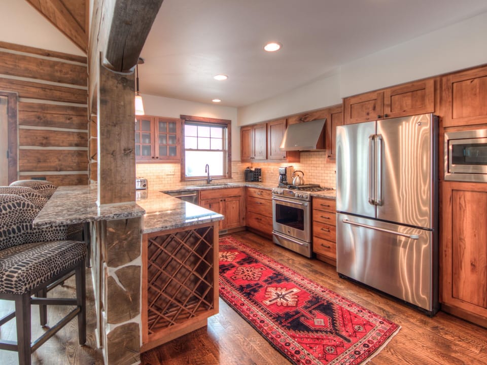 Powder Ridge Manitou 5, Kitchen, 1