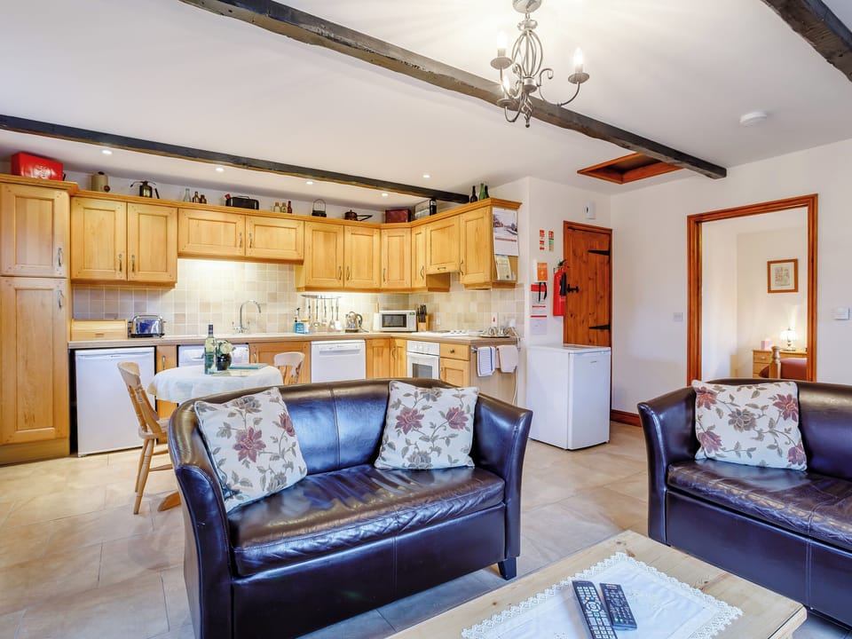 Open plan living space | Lintel Barn - Thorpland Manor Barns, Runcton Holme