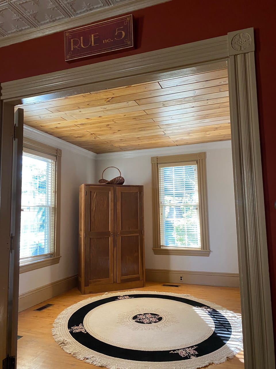 Newly renovated. Pine ceilings in the study!