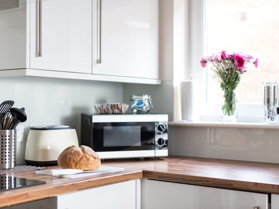 Kitchen | Lower Chine Apartment - The Adelaide, Shanklin