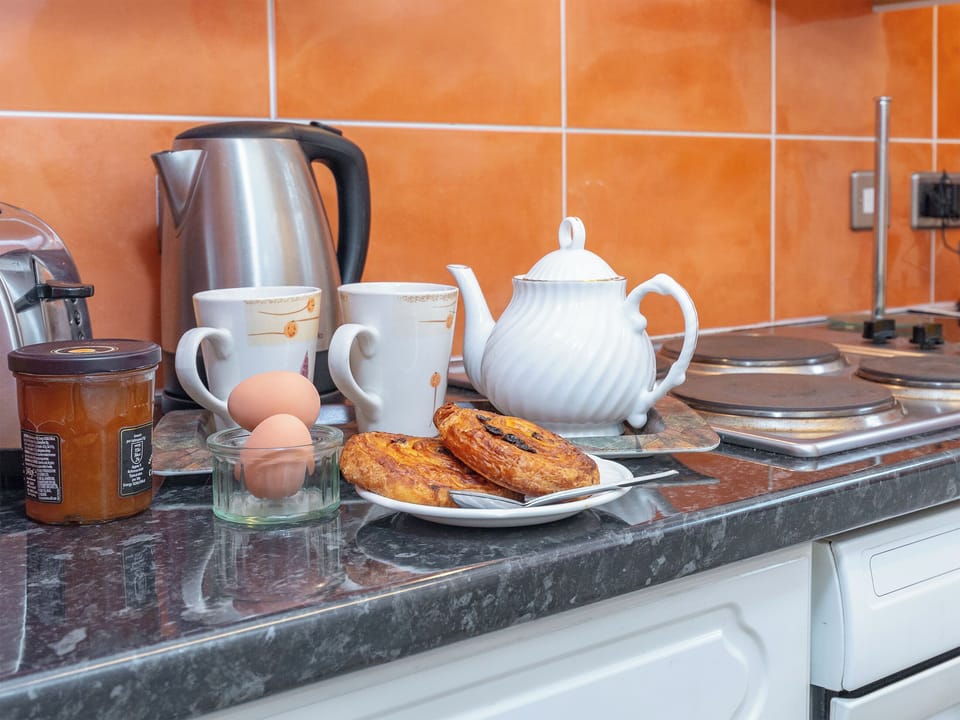 Kitchen | Cockington - Bay Fort Mansions, Torquay