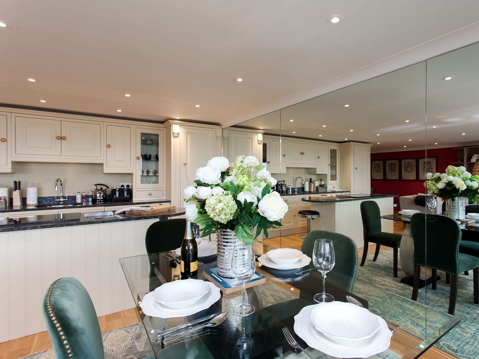 Dining Area | Solent View Apartment, Cowes