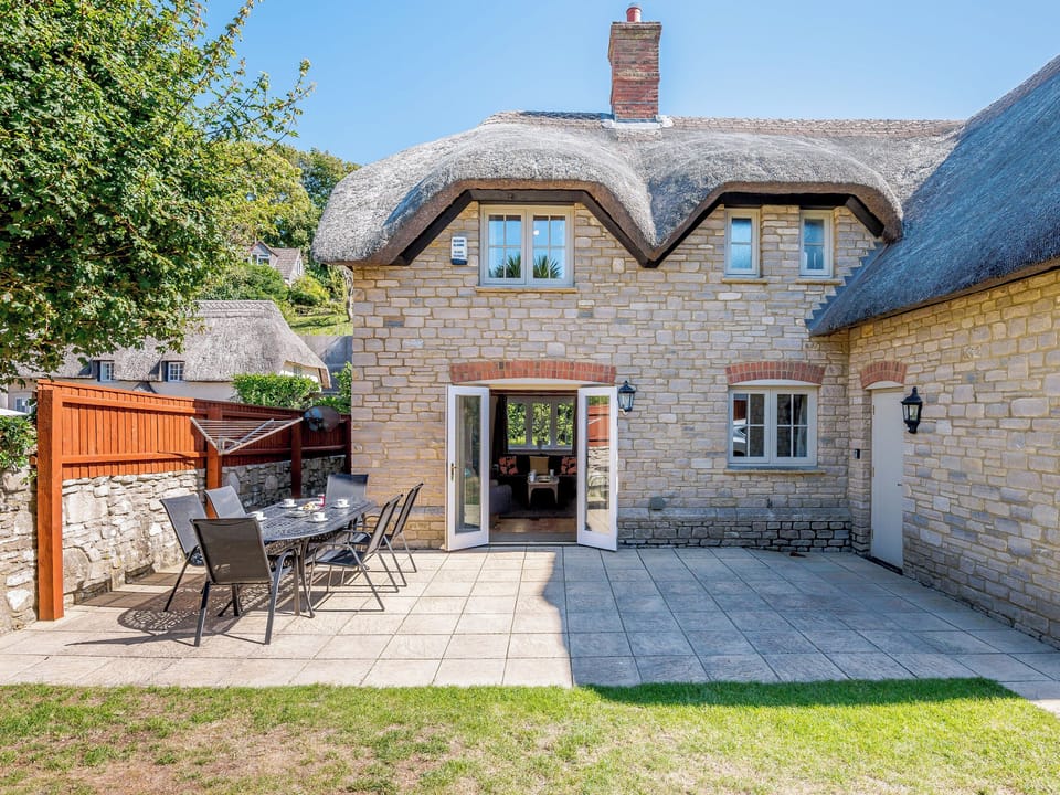 Outdoor area | Hambury House, West Lulworth