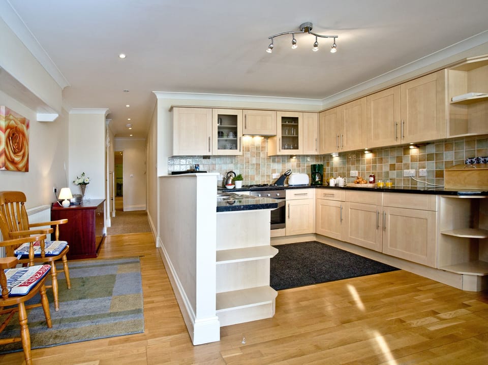 Open plan living space | 1 Roundham Heights, Paignton