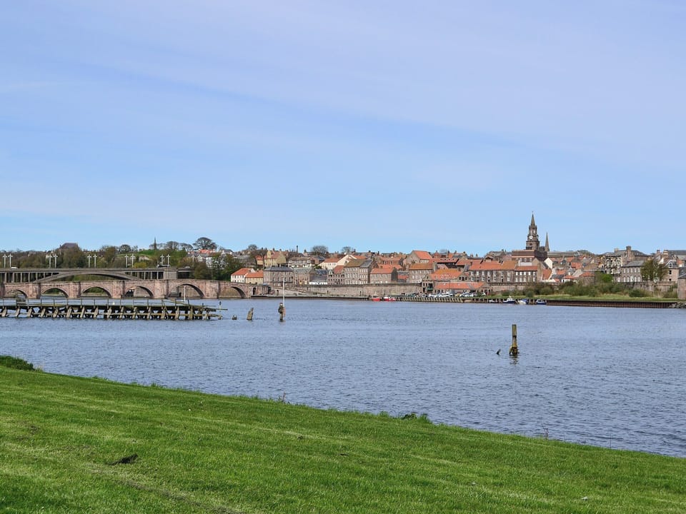 Berwick upon tweed | Seal View, Burnmouth, near Eyemouth