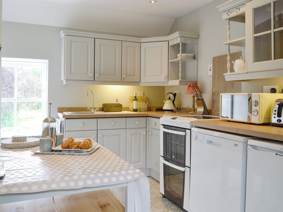 Fully appointed kitchen with dining area | The Old School House Cottage, Kettins, near Blairgowrie