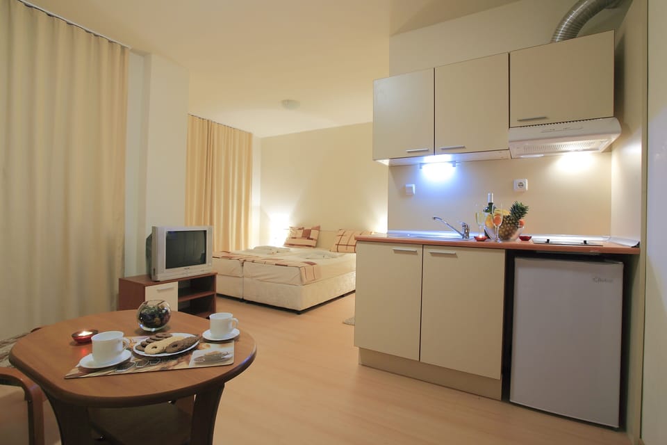 Private kitchenette