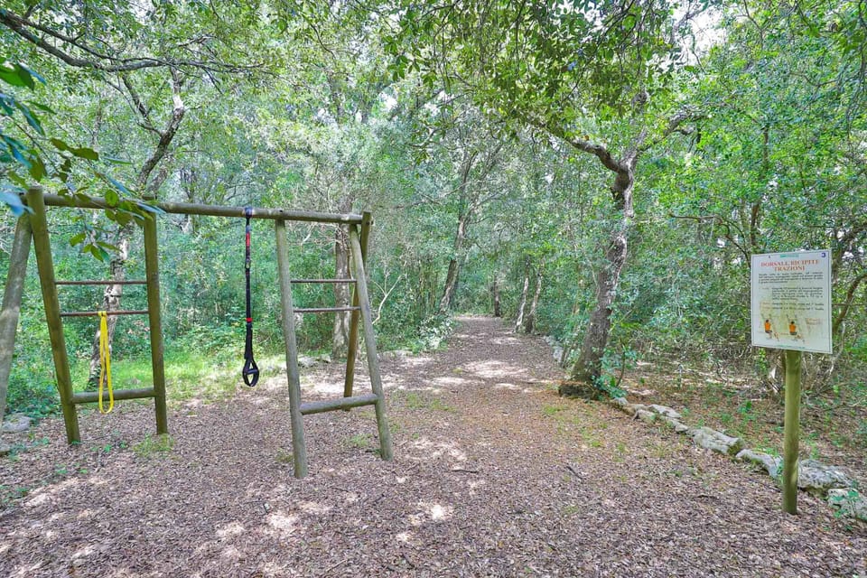 Children's play area - outdoor