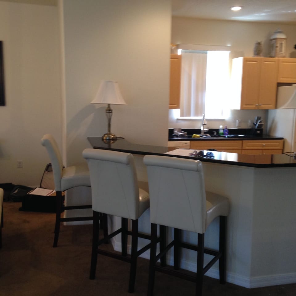 Breakfast / Beverage Bar