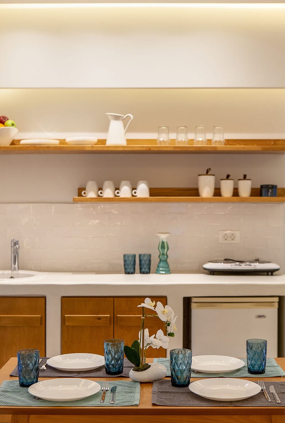 Fridge, stovetop, espresso maker, coffee/tea maker