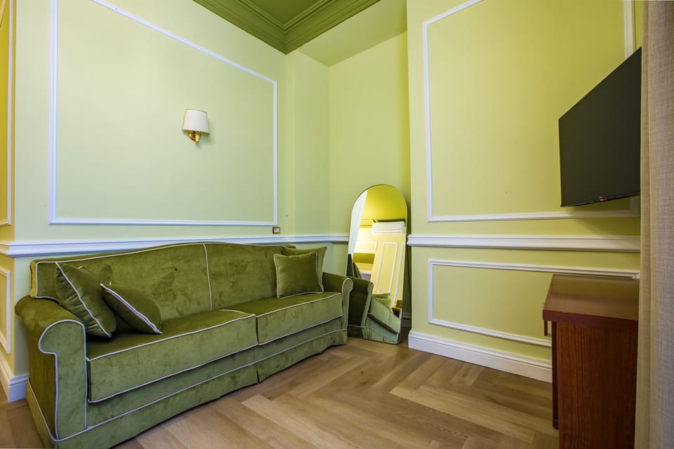 Triple Room | Memory foam beds, minibar, in-room safe, desk
