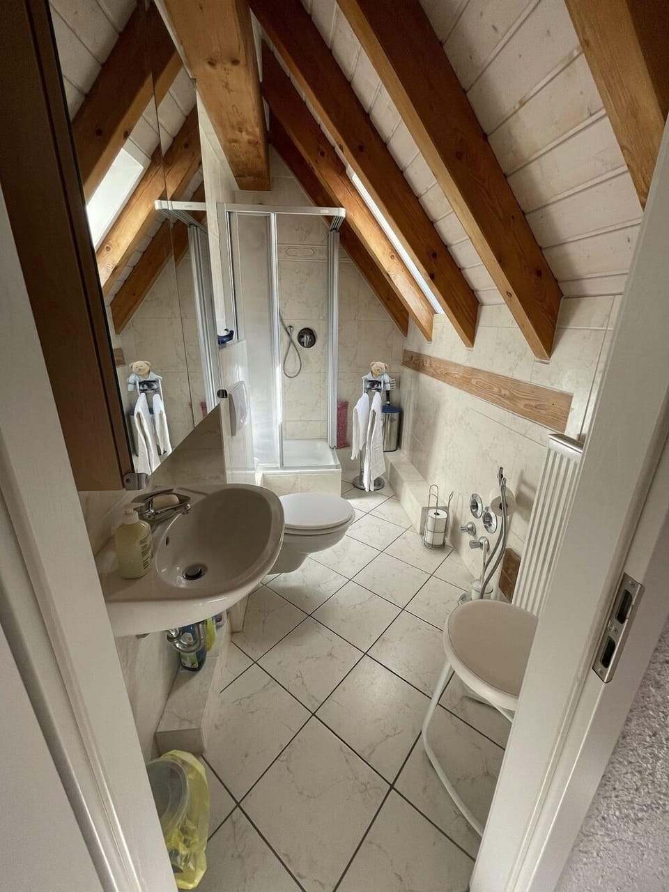 Apartment, 2 Twin Beds | 1 bedroom, free WiFi, bed sheets