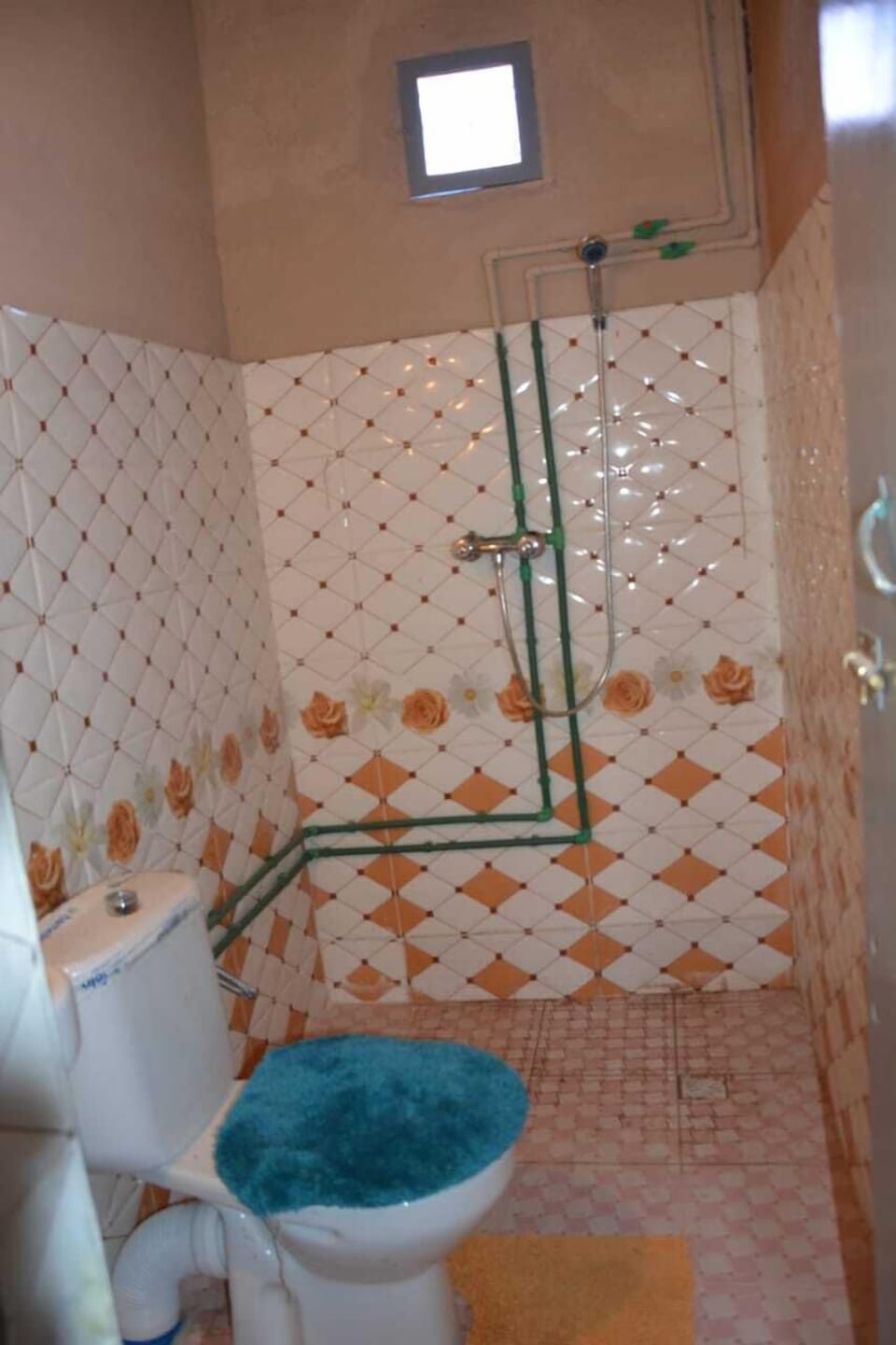 Standard Room, Multiple Beds | Bathroom | Shower, free toiletries, hair dryer (on request)