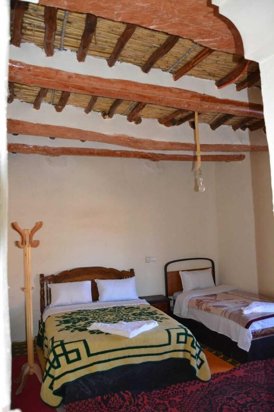 Standard Room, Multiple Beds | WiFi (free), bed sheets