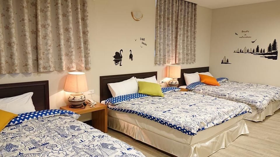Family Room, Garden View | Individually decorated, individually furnished, desk, soundproofing
