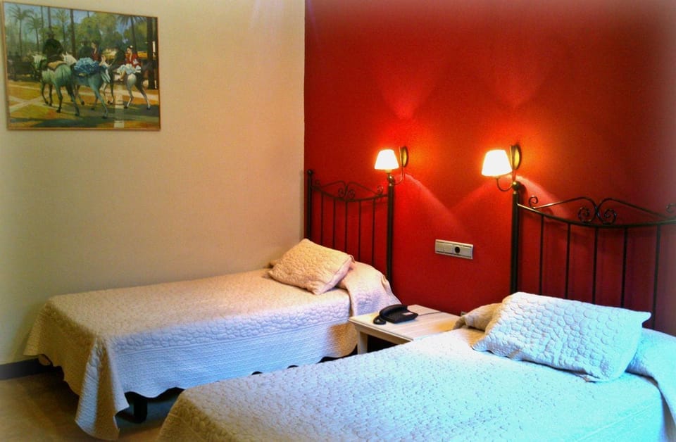Premium bedding, in-room safe, individually decorated