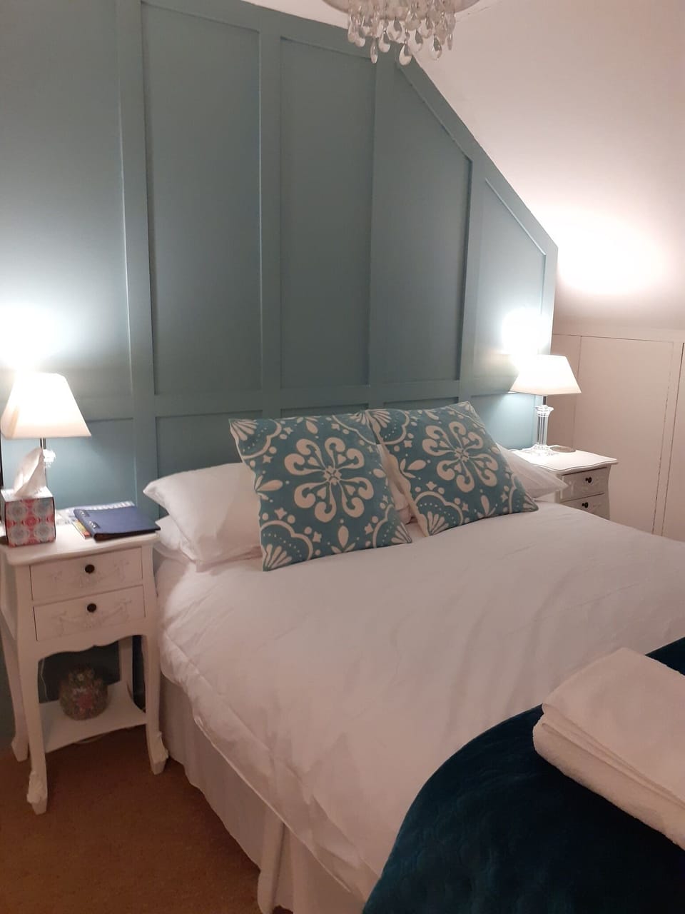 Double Room | Individually decorated, bed sheets