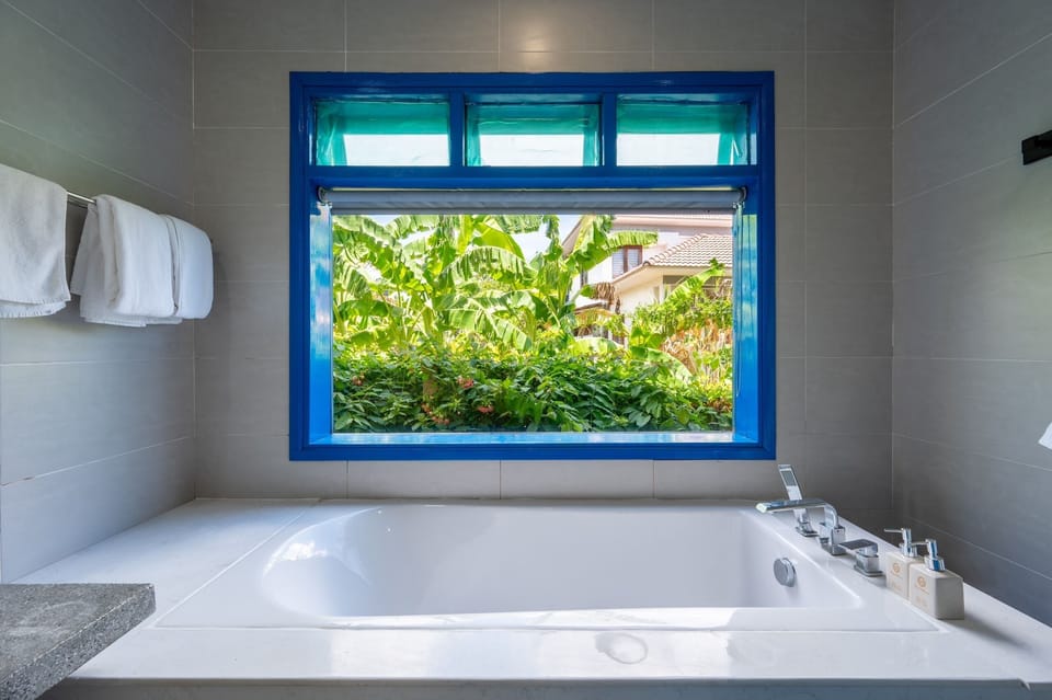 Shower, free toiletries, hair dryer, bathrobes