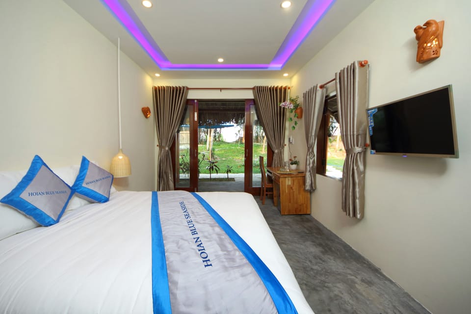 Deluxe Double Room, Garden View | Premium bedding, minibar, desk, soundproofing