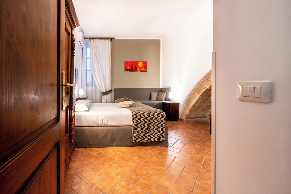 Standard Triple Room, 1 Bedroom, Non Smoking | Frette Italian sheets, premium bedding, down comforters