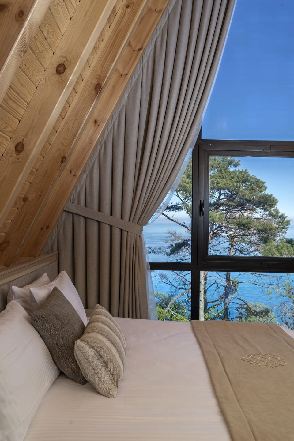 Deluxe Suite, Multiple Beds, Non Smoking, Sea View | View from room
