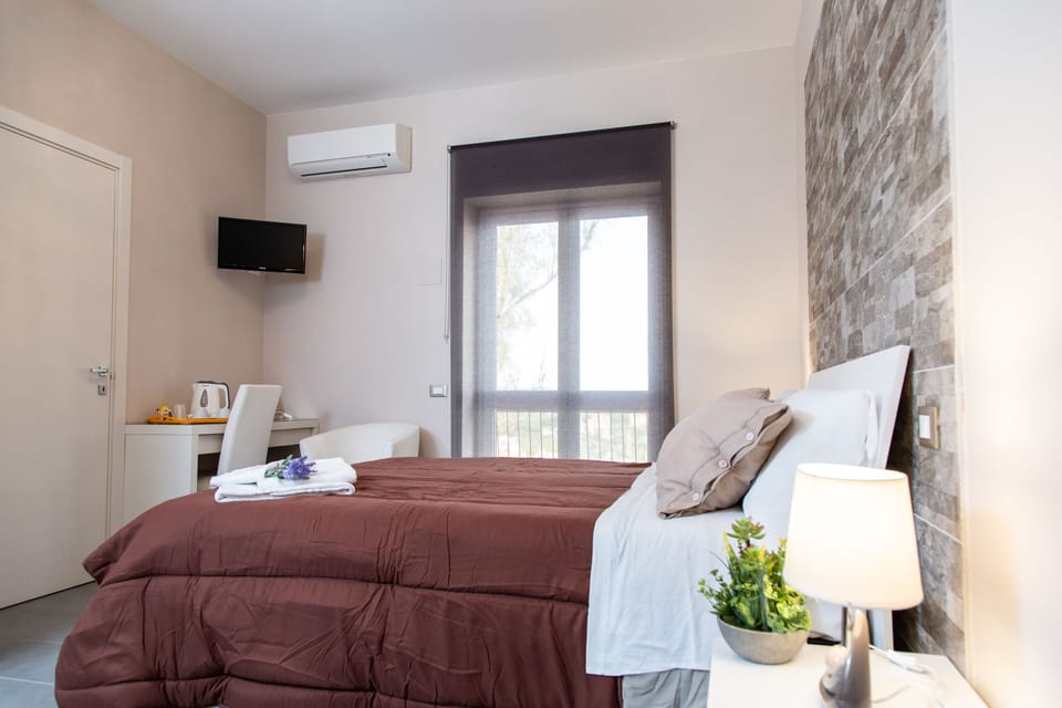 Minibar, in-room safe, blackout drapes, soundproofing