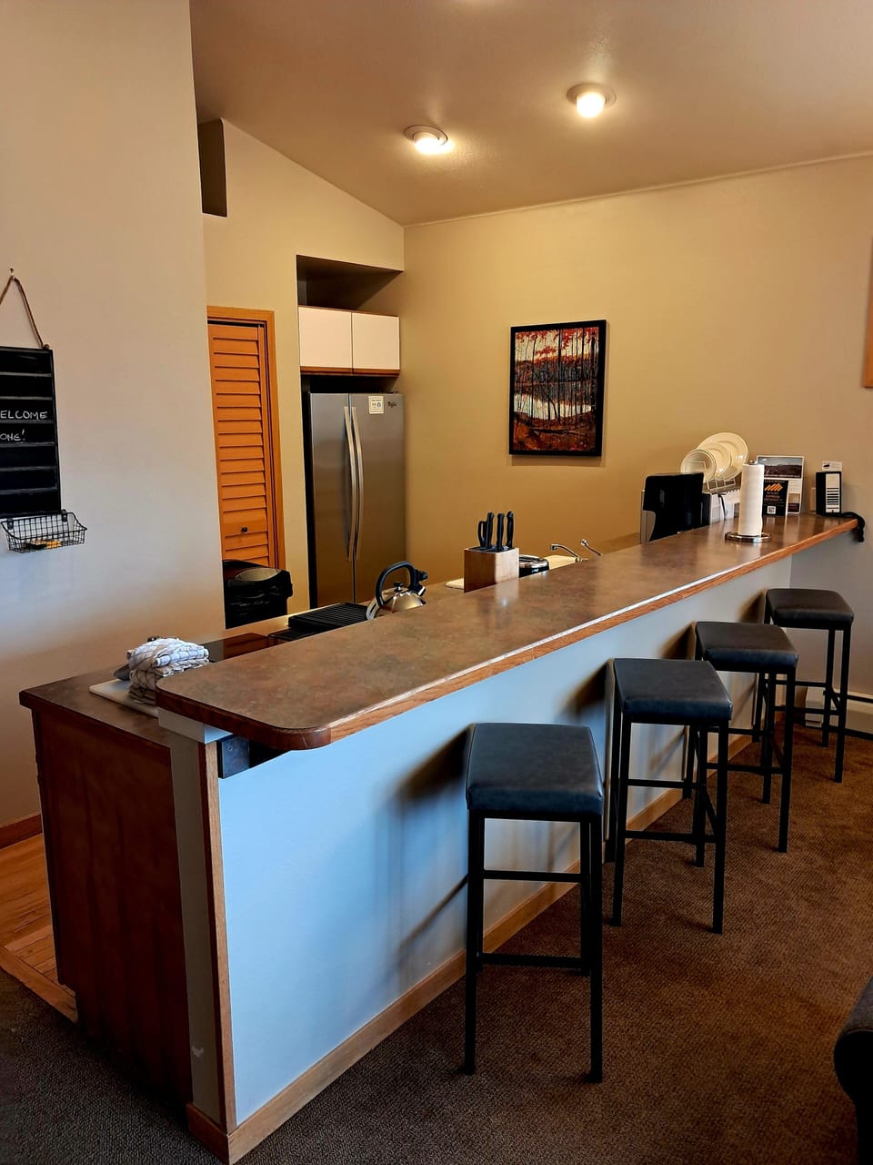 Breakfast bar