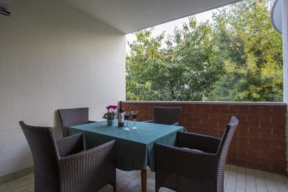 Standard Apartment, 3 Bedrooms (0129) | Terrace/patio