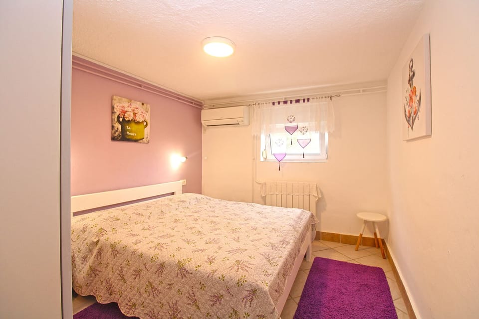 Standard Apartment, 2 Bedrooms (1112/9595) | 1 bedroom, iron/ironing board, free cribs/infant beds, free WiFi