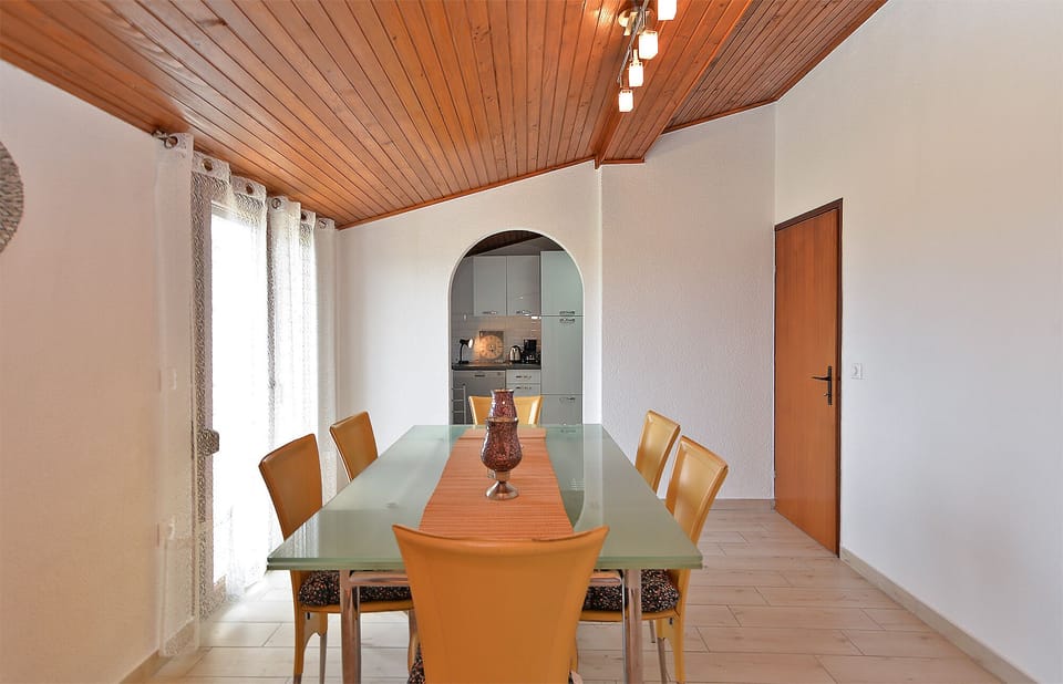Standard Apartment, 3 Bedrooms (0307) | Living area | TV