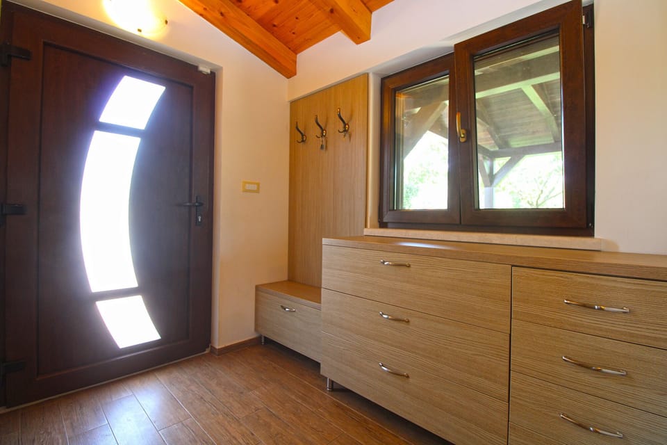Standard House, 1 Bedroom (0321) | Living area | TV