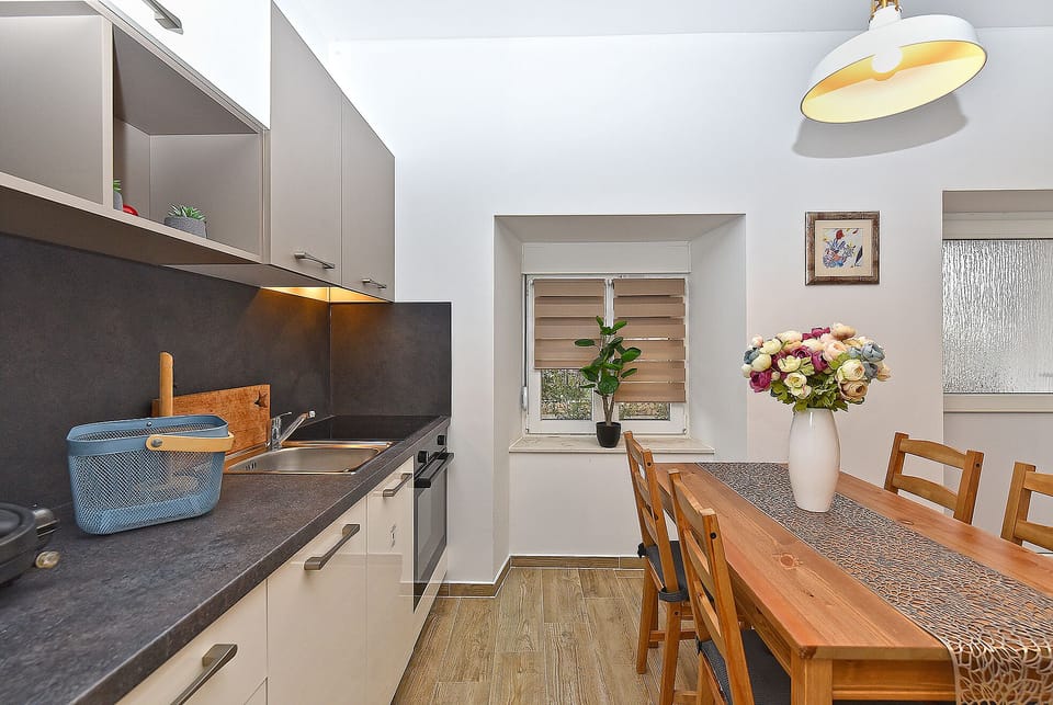 Standard Apartment, 1 Queen Bed with Sofa bed (0360) | Private kitchen | Fridge, microwave, electric kettle