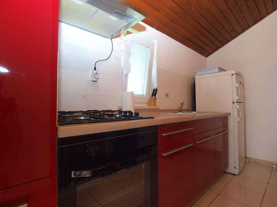 Standard Apartment, 3 Bedrooms (0373) | Private kitchen | Fridge, coffee/tea maker, electric kettle