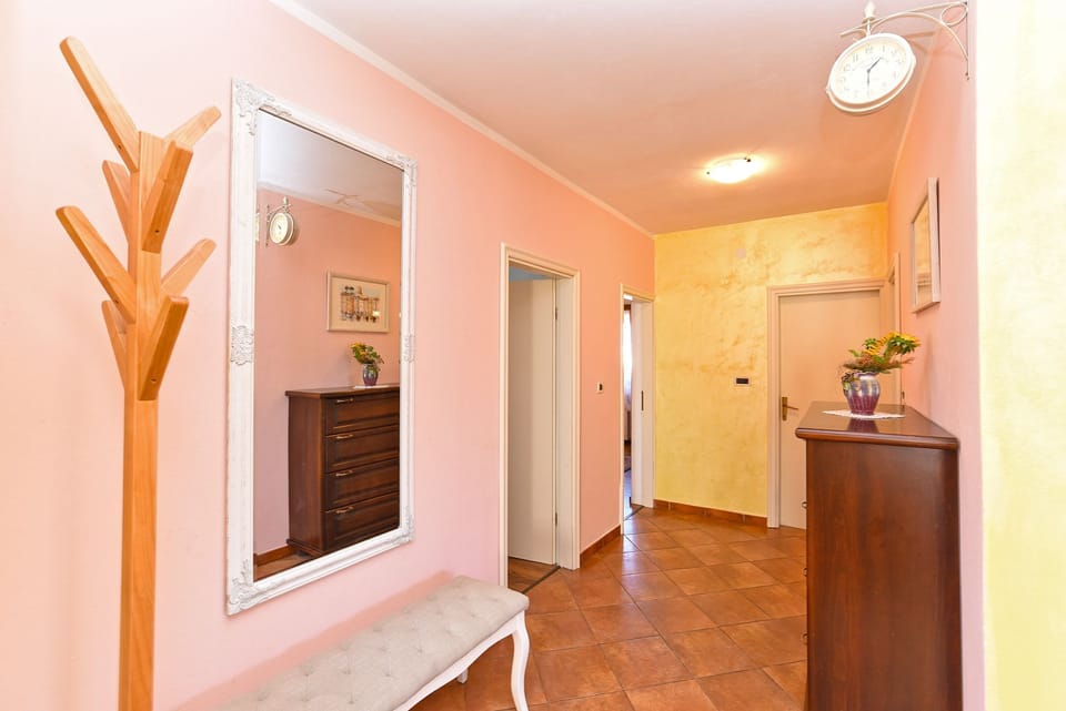 Standard Apartment, 3 Bedrooms (0403) | Room amenity
