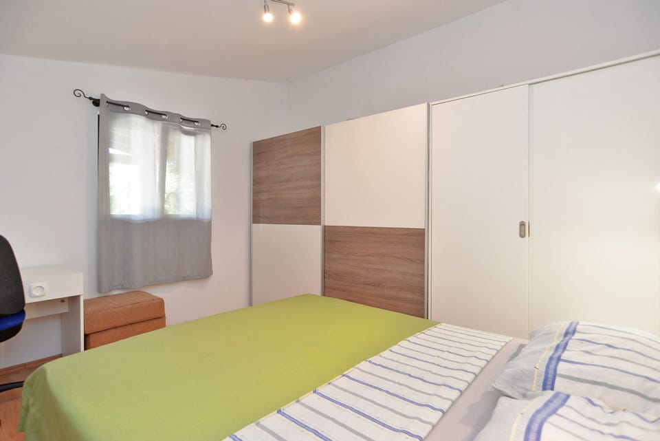 Standard Apartment, 1 Bedroom (0434) | 1 bedroom, iron/ironing board, free WiFi, bed sheets