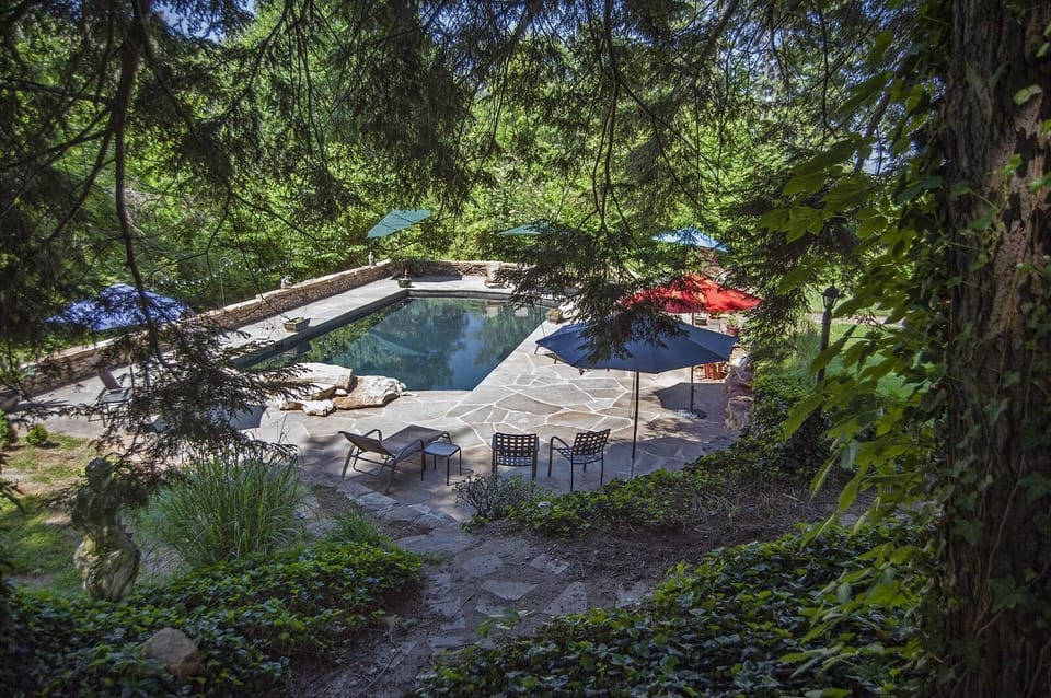 pool