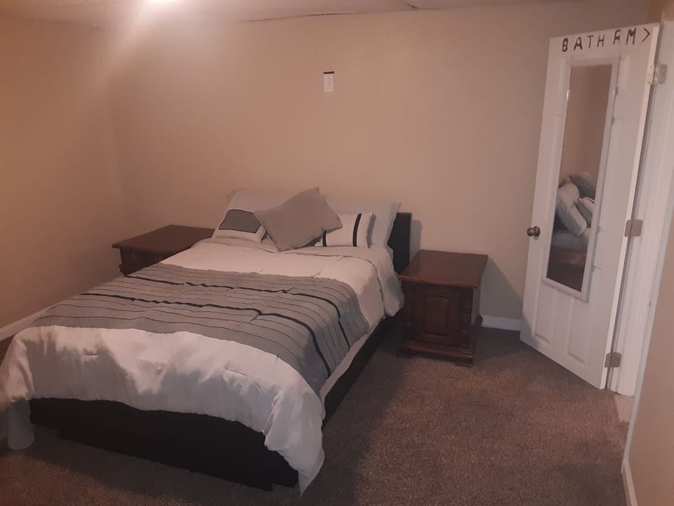  Cal king size daybed