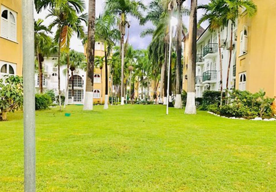 Deluxe Condo, 1 Bedroom | Garden view
