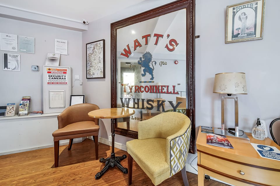 The Iona Inn Bed and Breakfast in Londonderry