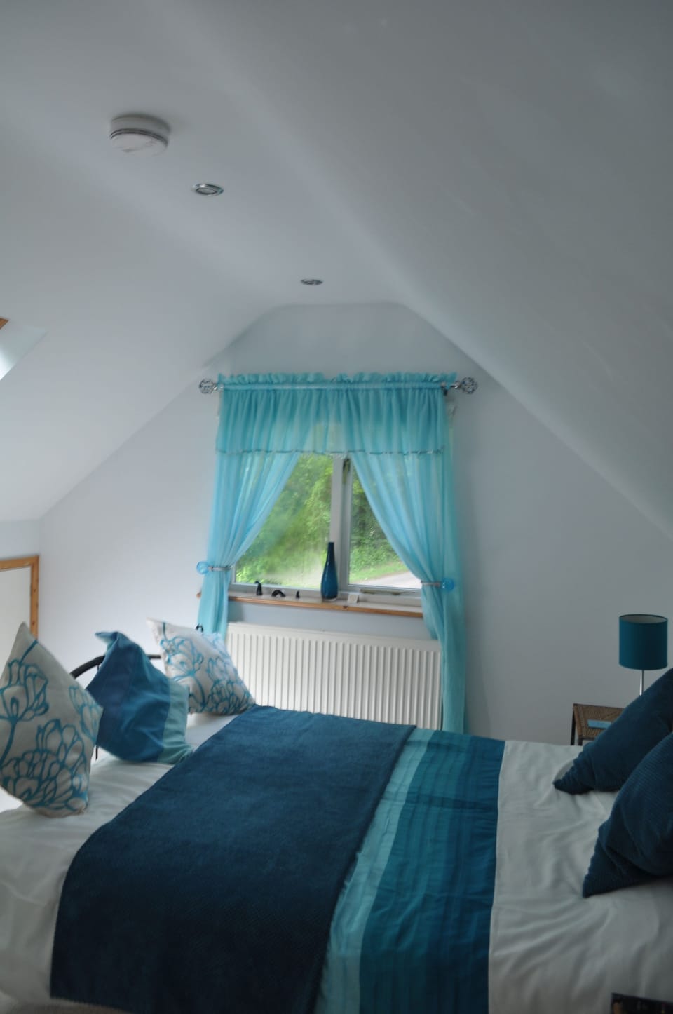 Eden Room | In-room safe, desk, free cribs/infant beds, free WiFi