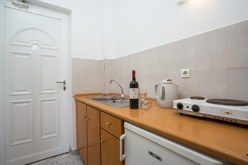 Fridge, electric kettle