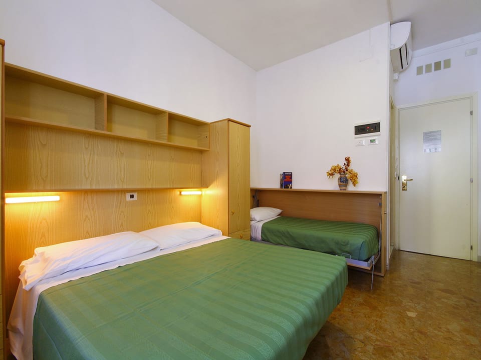 In-room safe, desk, free WiFi, bed sheets