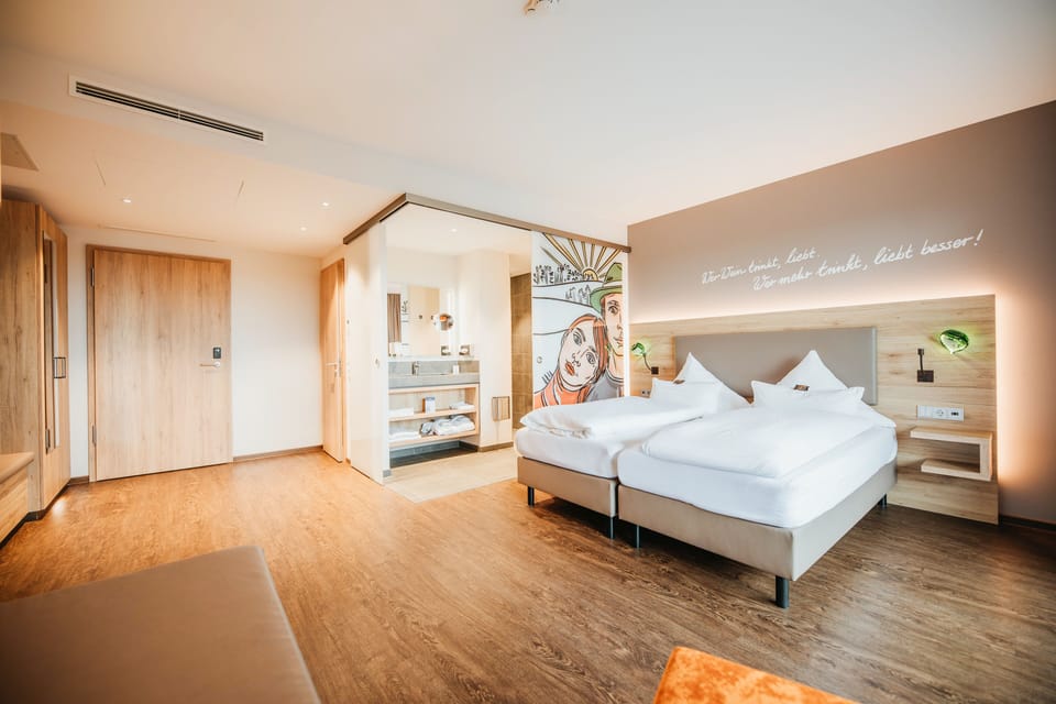 Junior Suite | Minibar, desk, soundproofing, WiFi (free)