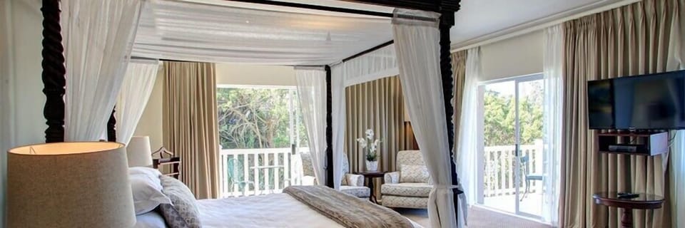 Presidential Suite | Egyptian cotton sheets, premium bedding, Tempur-Pedic beds, minibar