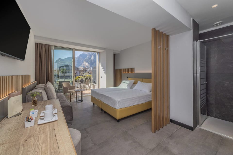 In-room safe, desk, blackout drapes, free WiFi