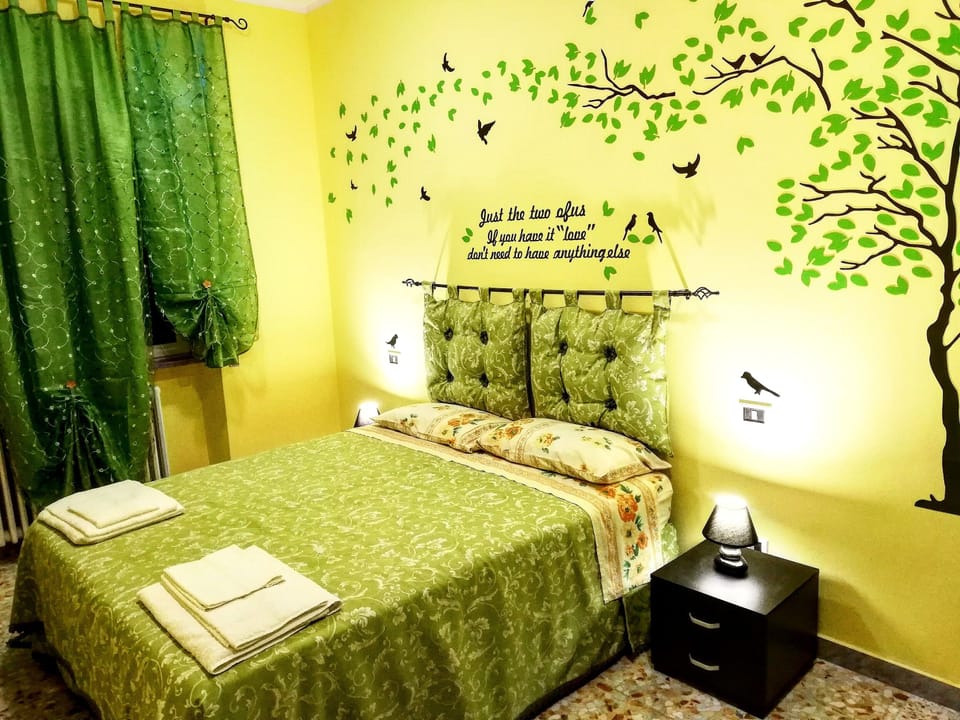 Double Room, Private Bathroom (Camera Primavera) | 1 bedroom
